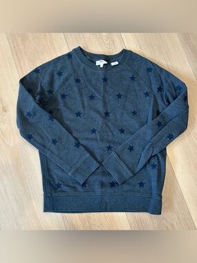 Levi’s Women’s Gray with Blue Stars Crewneck Sweatshirt Size XS